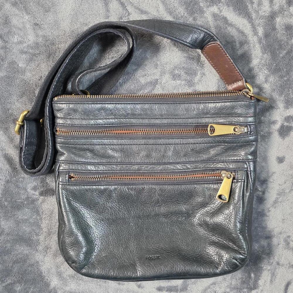 Fossil Women's Dark Green Vintage  Pebble Leather Crossbody Shoulder bag Medium